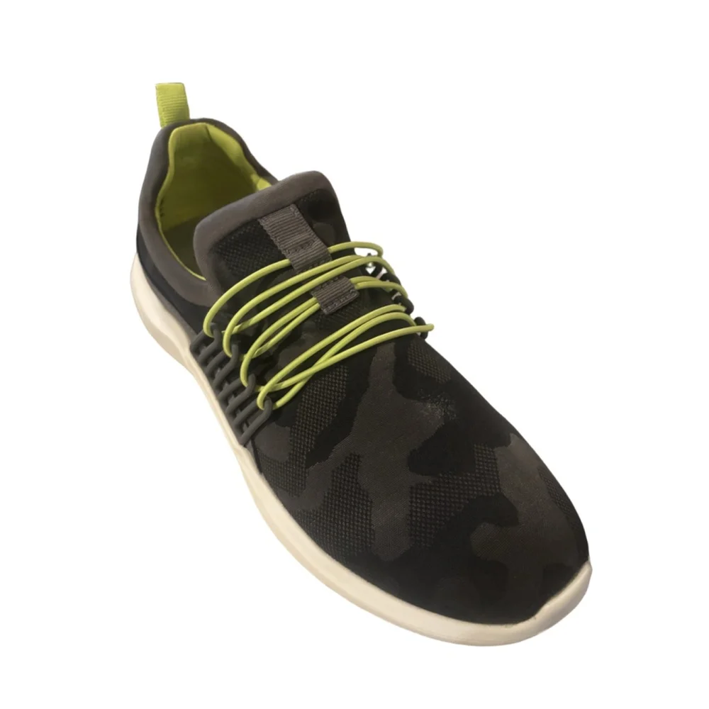 NWT, Women's Clarks Nova Ave Grey Camo Sneakers Size 8.5 WIDE, Grey Lime Green
